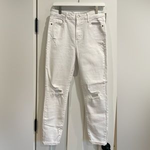 White denim. Cello brand. Worn style at both knees. Size 9. Great condition.